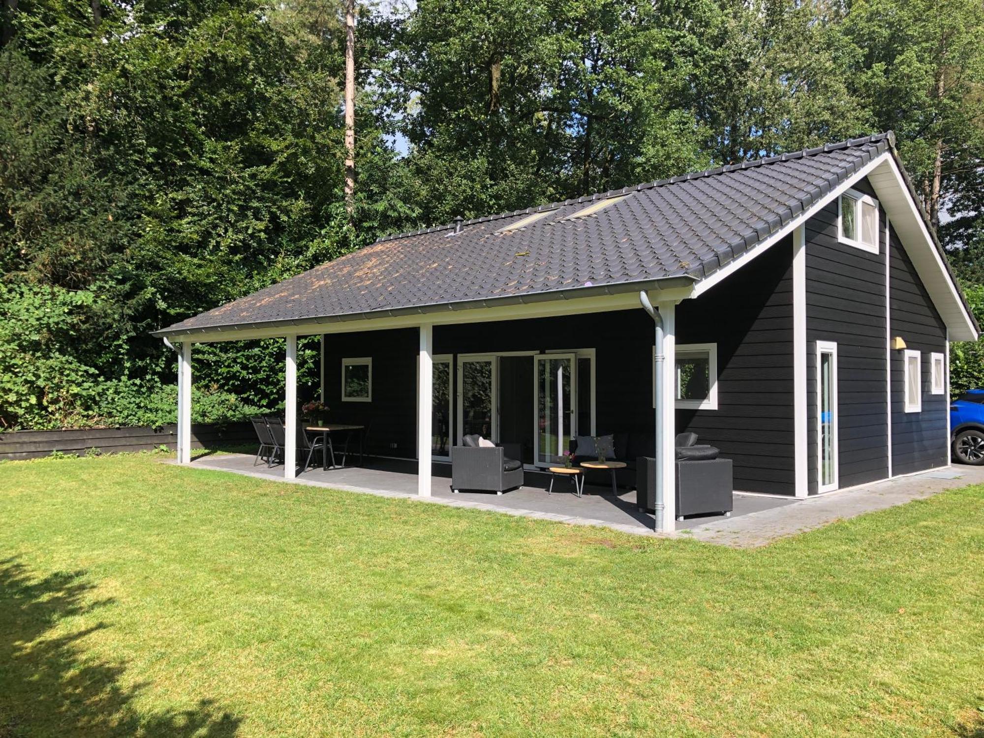 Vakantiepark De Thijmse Berg Rhenen Exterior photo