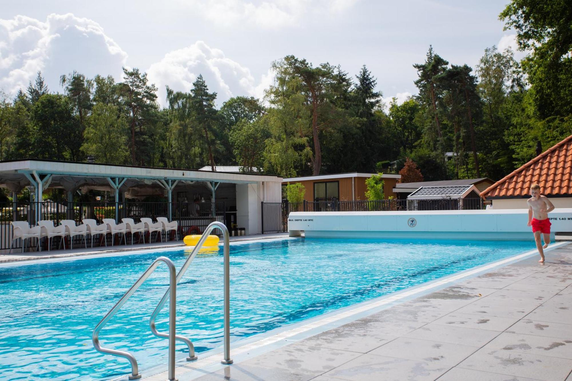 Vakantiepark De Thijmse Berg Rhenen Exterior photo